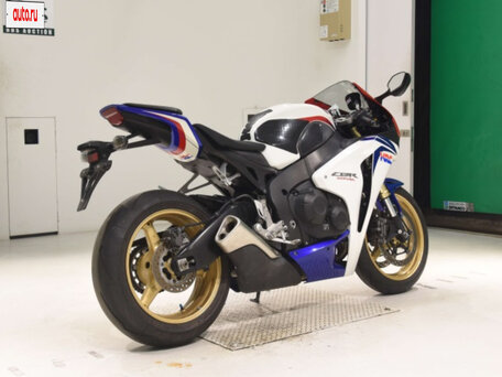 2008 Honda CBR 1000 RR/RA Fireblade, белый, 472000 рублей, вид 5