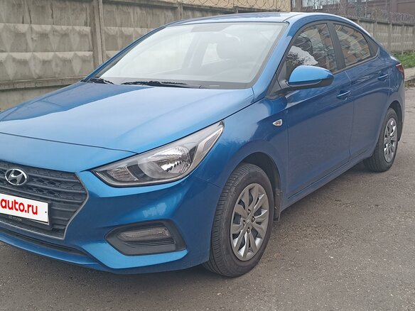 2018 Hyundai Solaris II, синий, 1700000 рублей