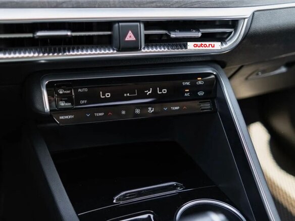 2021 Kia K5 III, белый - вид 14