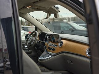 2022 Mercedes-Benz V-Класс Extra Long 300 d экстра длинный III (W447) Рестайлинг, чёрный, 8000000 рублей, вид 5
