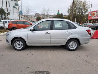 2026 Lada (ВАЗ) Granta I Рестайлинг, серебристый, 1077120 рублей, вид 2