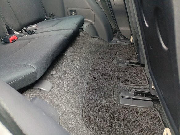 2010 Toyota Wish II, чёрный, 1450000 рублей - вид 21