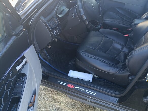 2011 Lada (ВАЗ) Priora I, чёрный, 450000 рублей - вид 9