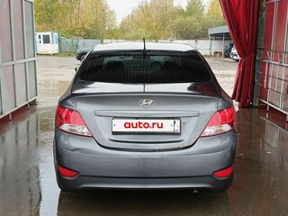 2013 Hyundai Solaris I, серый, 360000 рублей, вид 5