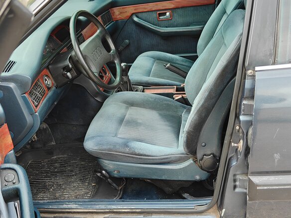 1989 Audi 100 III (C3) Рестайлинг, синий, 235000 рублей - вид 8