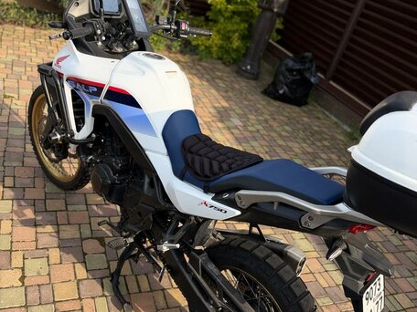 2023 Honda XL750 Transalp, белый, 900000 рублей, вид 4