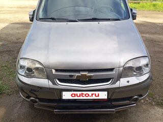 2011 Chevrolet Niva I Рестайлинг, серый, 495000 рублей, вид 1