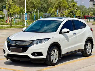 2022 Honda Vezel I Рестайлинг, белый, 1192100 рублей, вид 2
