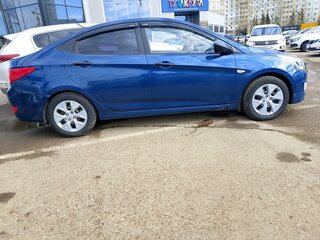 2015 Hyundai Solaris I Рестайлинг, синий, 700000 рублей, вид 4