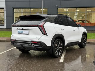 2024 Geely Atlas II, белый, 3250000 рублей, вид 5