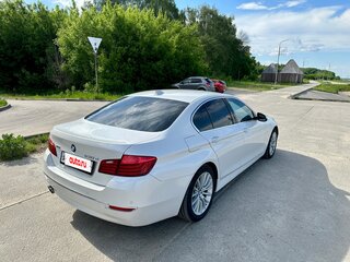 2016 BMW 5 серии 530d xDrive VI (F10/F11/F07) Рестайлинг, белый, 2600000 рублей, вид 4