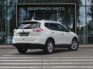2017 Nissan X-Trail III, белый, 1740000 рублей, вид 3