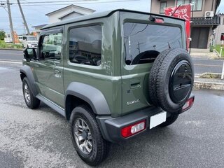 2023 Suzuki Jimny Sierra IV, зелёный, 2120000 рублей, вид 4
