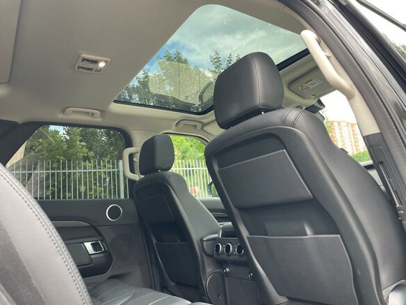 2018 Land Rover Discovery V, чёрный, 3500000 рублей - вид 35