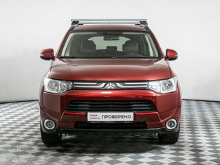 2013 Mitsubishi Outlander III, красный, 1419000 рублей, вид 2