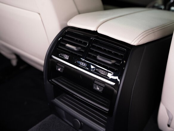 2018 BMW 5 серии 530i xDrive VII (G30/G31/G38), серый, 3790000 рублей - вид 25