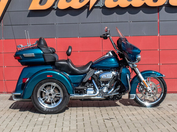 2019 Harley-Davidson Tri Glide, синий, 2774696 рублей - вид 7
