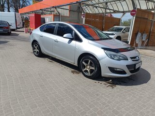 2012 Opel Astra J Рестайлинг, серебристый, 500000 рублей, вид 2