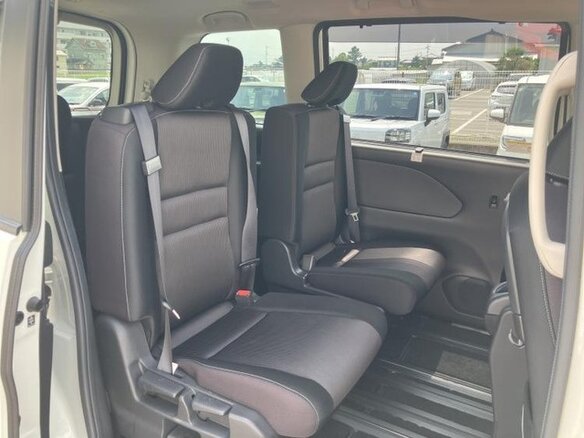 2021 Nissan Serena S-Hybrid V (C27) Рестайлинг, белый - вид 14