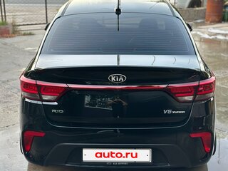 2019 Kia Rio IV, чёрный, 2100000 рублей, вид 5