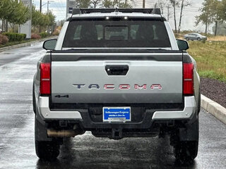 2025 Toyota Tacoma IV, белый, 6807548 рублей, вид 3