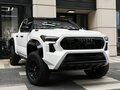 2026 Toyota Tacoma IV, белый, 11490000 рублей - вид 1