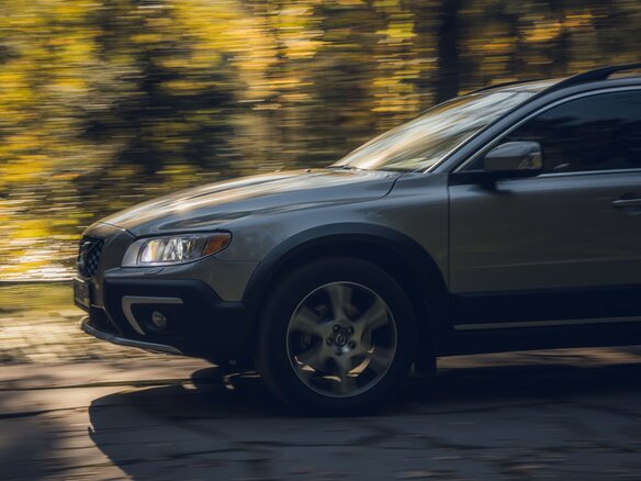2013 Volvo XC70 II Рестайлинг, бежевый - вид 16