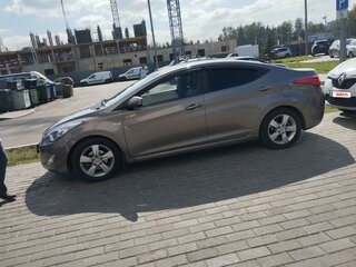 2013 Hyundai Elantra V (MD) Рестайлинг, золотистый, 900000 рублей, вид 5