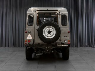 2013 Land Rover Defender Base Utility 110 I Рестайлинг, серый, 3189000 рублей, вид 4