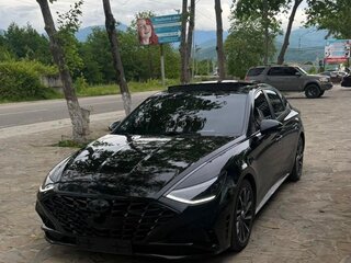 2020 Hyundai Sonata VIII (DN8), чёрный, 1950000 рублей, вид 1