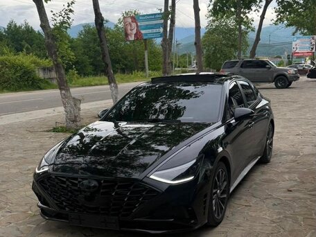 2020 Hyundai Sonata VIII (DN8), чёрный, 1900000 рублей, вид 1