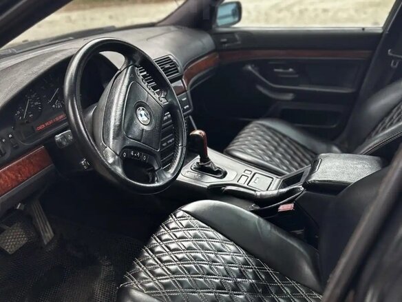 2003 BMW 5 серии 525i IV (E39) Рестайлинг, чёрный, 550000 рублей - вид 9