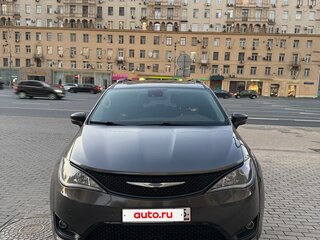 2018 Chrysler Pacifica RU, серый, 2650000 рублей, вид 1