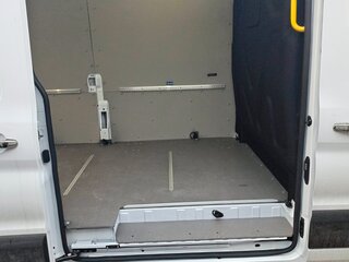 2022 Ford Transit, белый, 5650000 рублей, вид 2