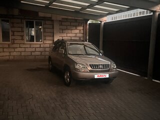2000 Lexus RX 300 I, бежевый, 628000 рублей, вид 5