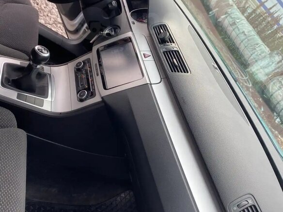 2010 Volkswagen Passat B6, серебристый, 700000 рублей - вид 9