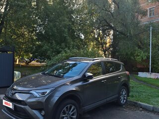 2017 Toyota RAV4 IV (XA40) Рестайлинг, коричневый, 2600000 рублей, вид 1