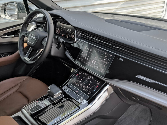 2024 Audi Q7 50 TDI II (4M) Рестайлинг 2, чёрный, 10150000 рублей - вид 13