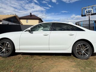 2017 Audi A6 IV (C7) Рестайлинг, белый, 2250000 рублей, вид 4