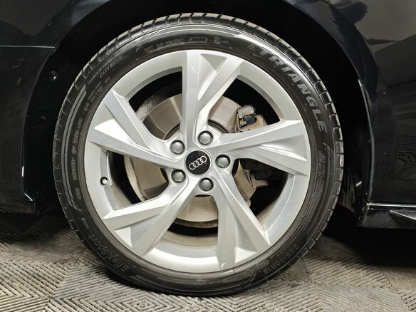 2020 Audi A4 35 TFSI V (B9) Рестайлинг, чёрный, 2675000 рублей - вид 8