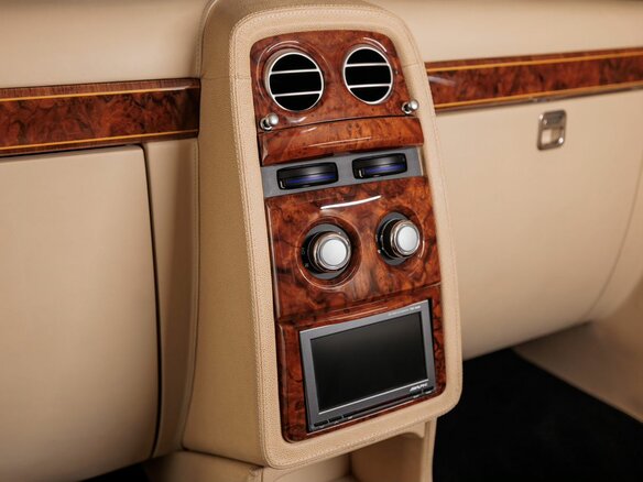 2006 Rolls-Royce Phantom Long VII, чёрный, 43500000 рублей - вид 28