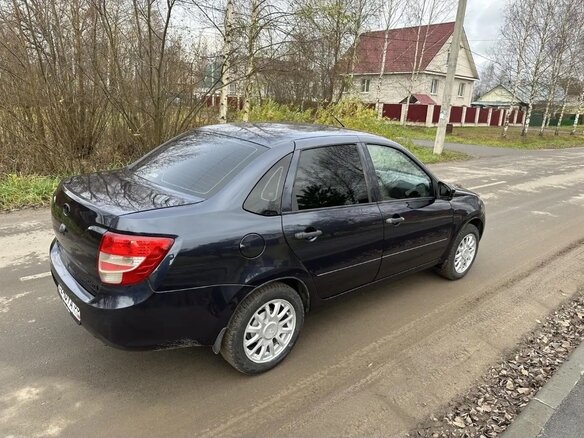 2013 Lada (ВАЗ) Granta I, серый, 330000 рублей - вид 4