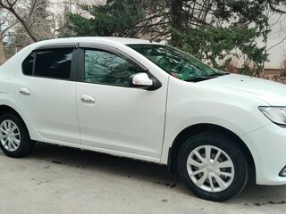 2015 Renault Logan II, белый, 699999 рублей, вид 5