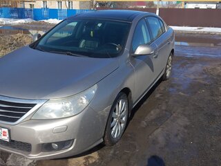 2010 Renault Latitude I, бежевый, 850000 рублей, вид 1