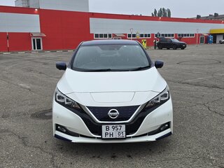 2018 Nissan Leaf II (ZE1), белый, 1590000 рублей, вид 1