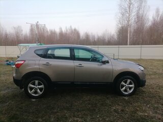 2011 Nissan Qashqai I Рестайлинг, коричневый, 860000 рублей, вид 4