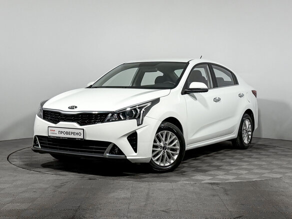 2020 Kia Rio IV Рестайлинг, белый, 1480000 рублей