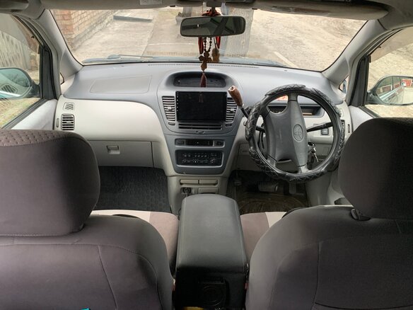 1999 Toyota Nadia, зелёный, 570000 рублей - вид 9