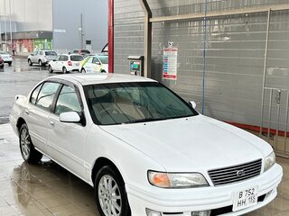 1995 Nissan Cefiro II (A32), белый, 585000 рублей, вид 4