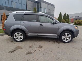 2008 Mitsubishi Outlander II, серый, 918000 рублей, вид 3